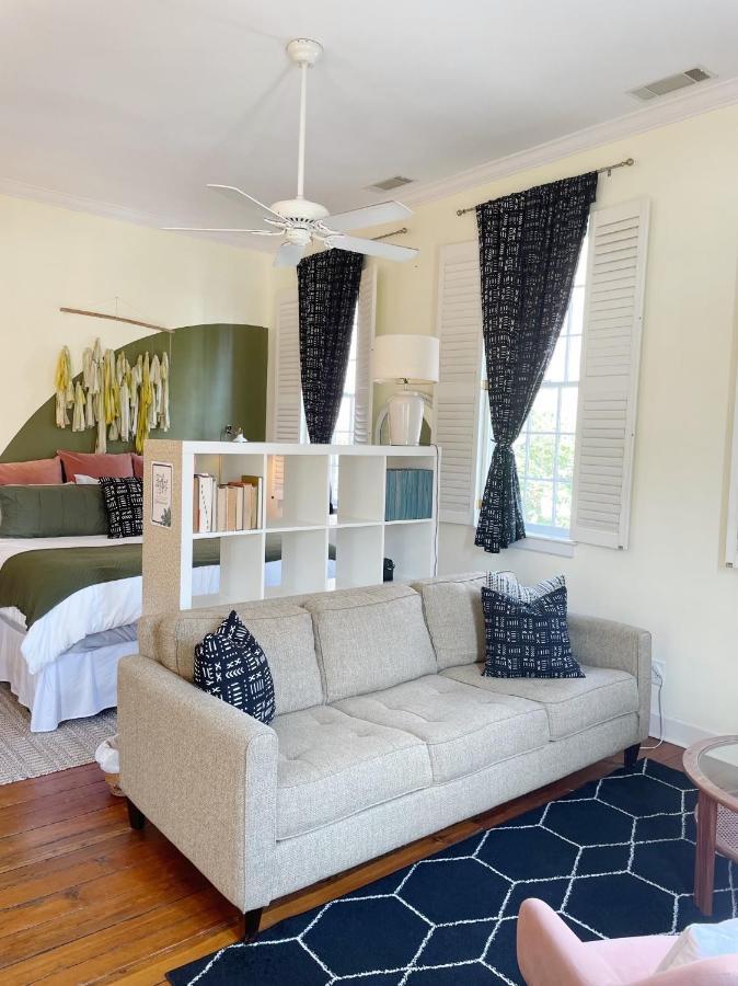 Charming 1885 Parlor Loft Downtown Savannah Stay ภายนอก รูปภาพ