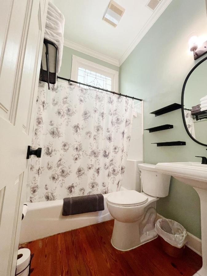 Charming 1885 Parlor Loft Downtown Savannah Stay ภายนอก รูปภาพ